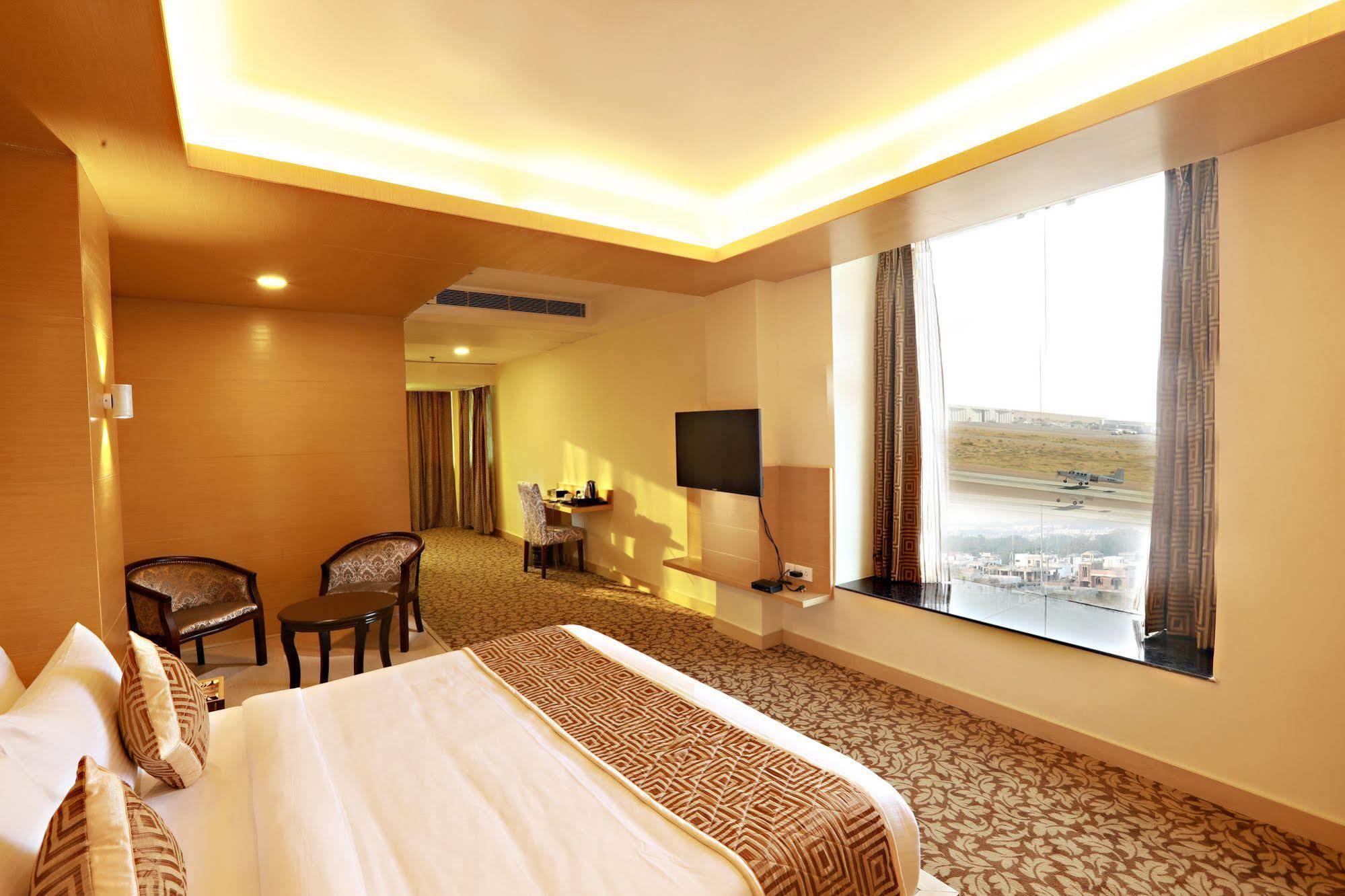 Hotel Patliputra Continental Patna  Exterior foto