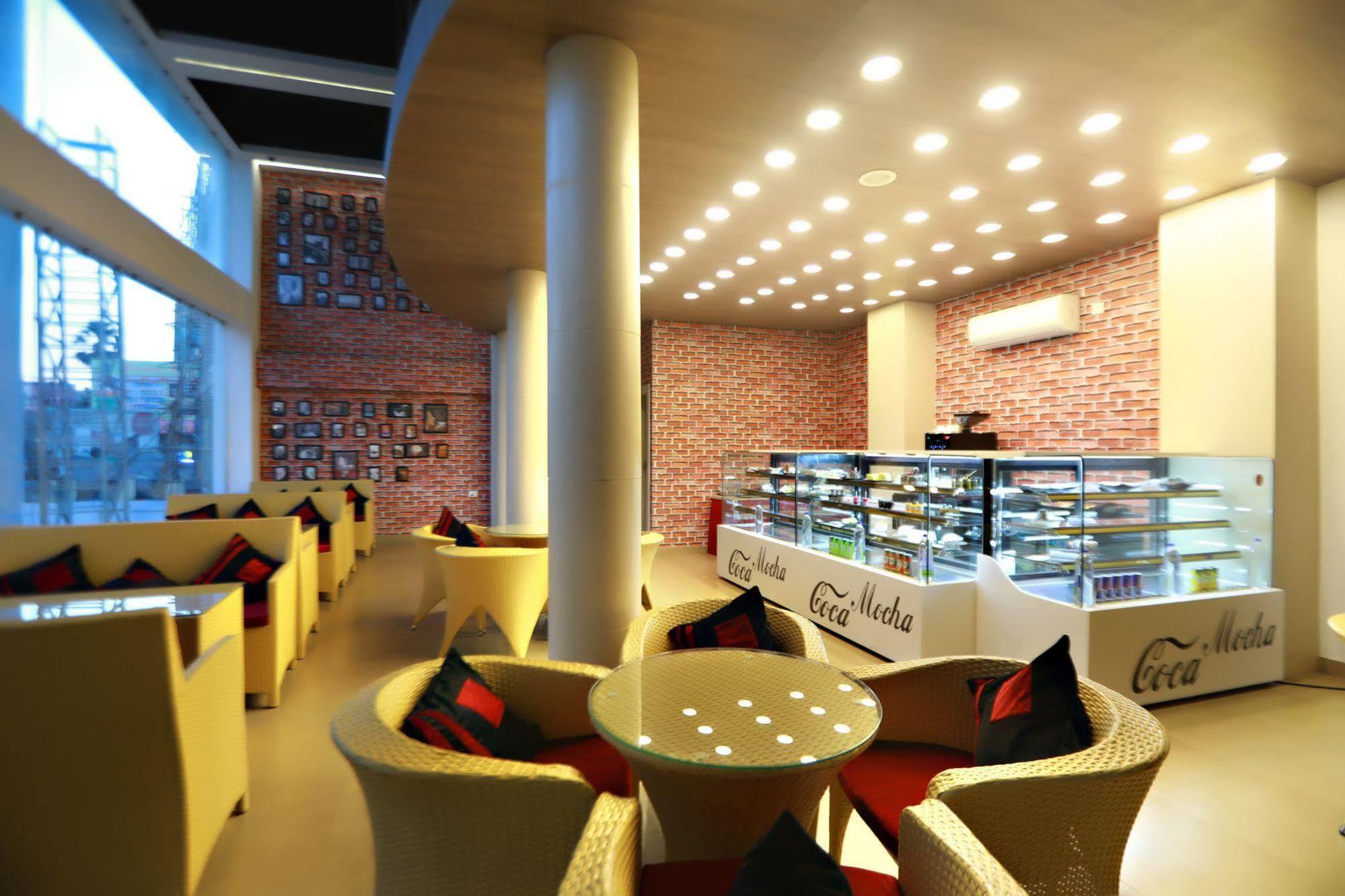 Hotel Patliputra Continental Patna  Exterior foto
